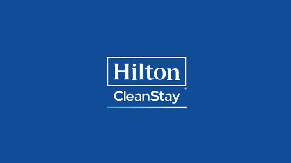 Hilton Oakland Airport Hotel Bagian luar foto