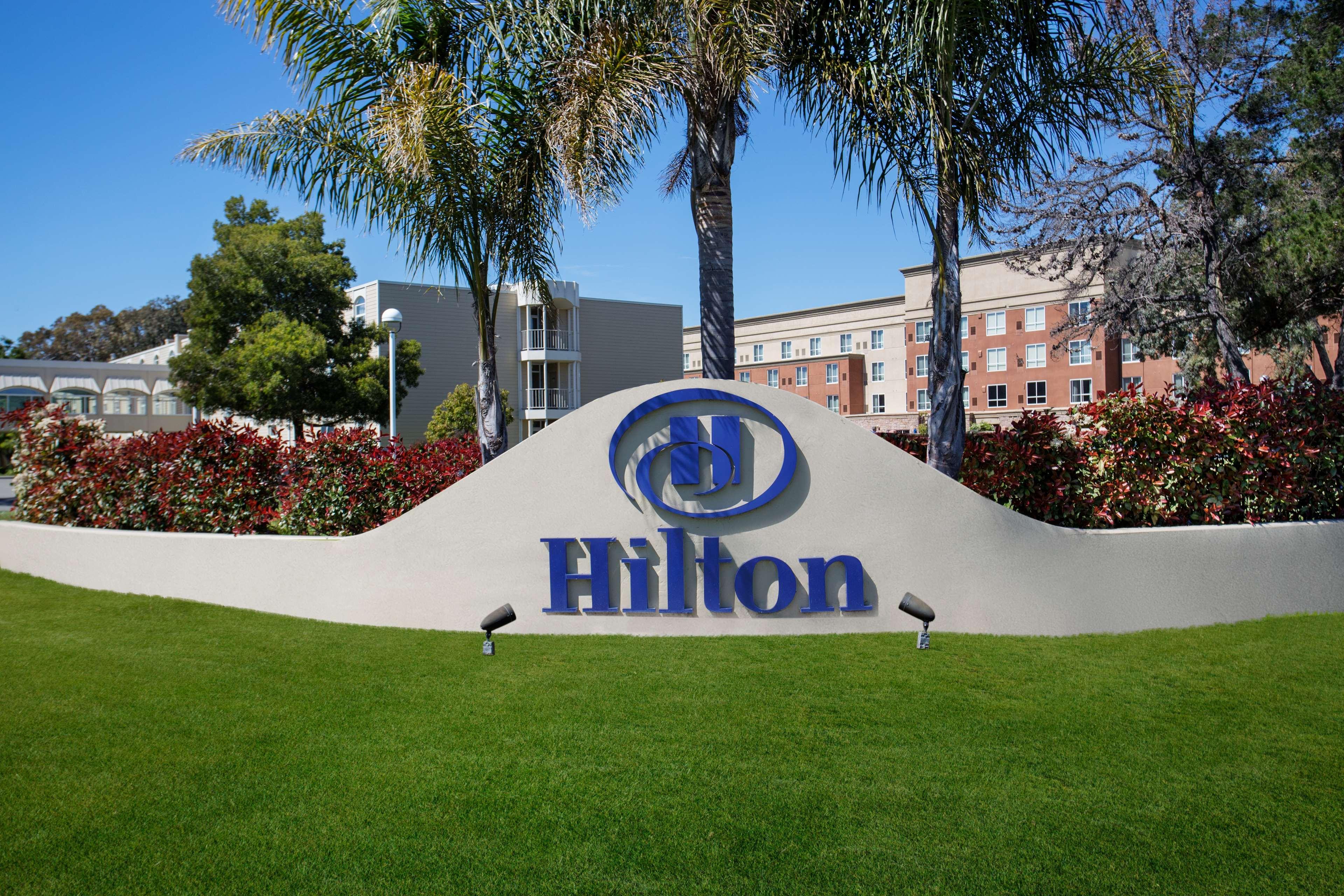 Hilton Oakland Airport Hotel Bagian luar foto