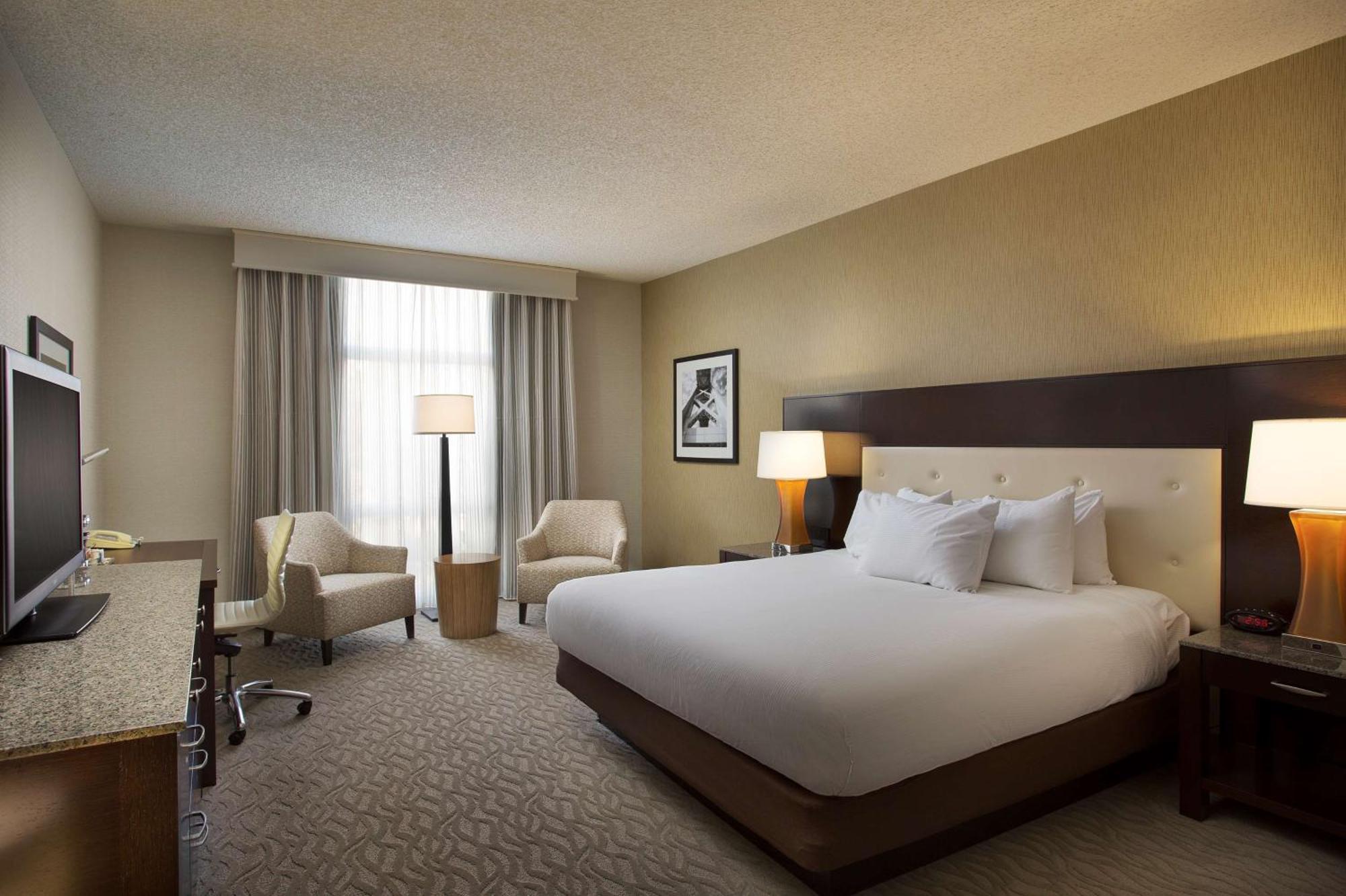 Hilton Oakland Airport Hotel Bagian luar foto